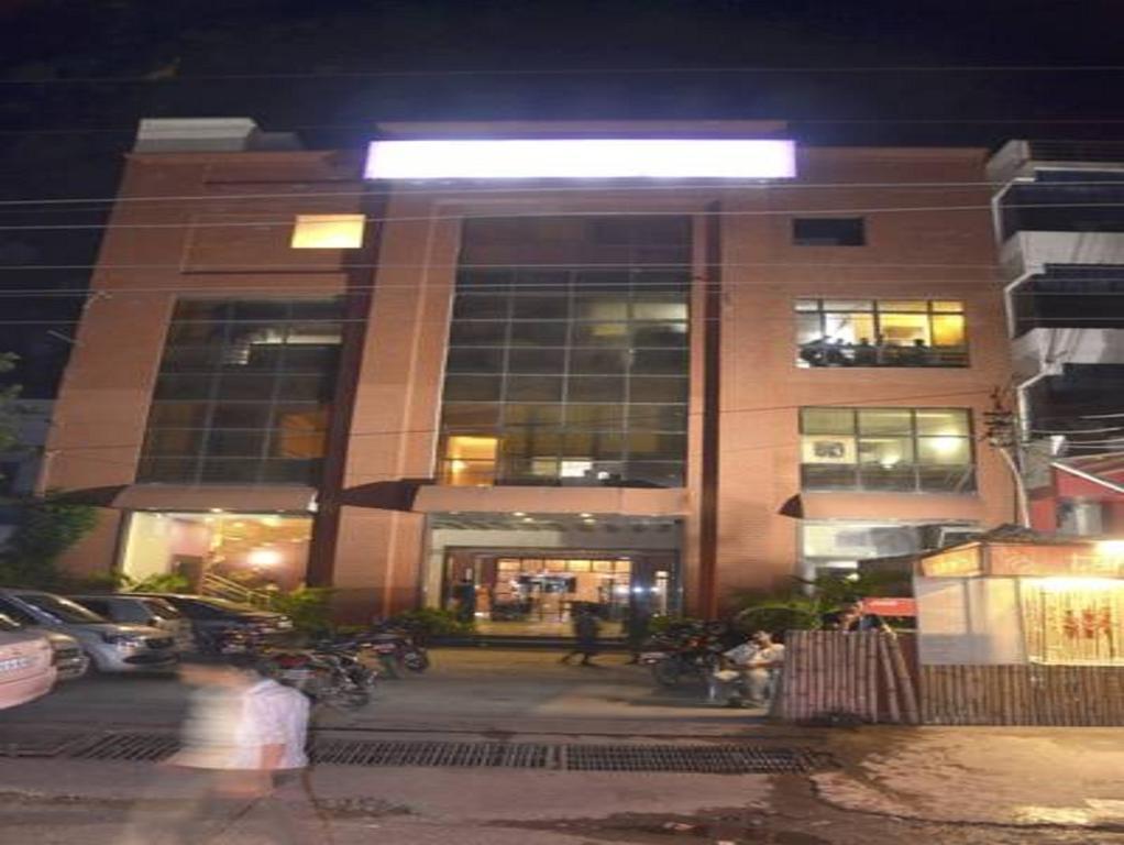 Hotel Amber Rudrapur Luaran gambar