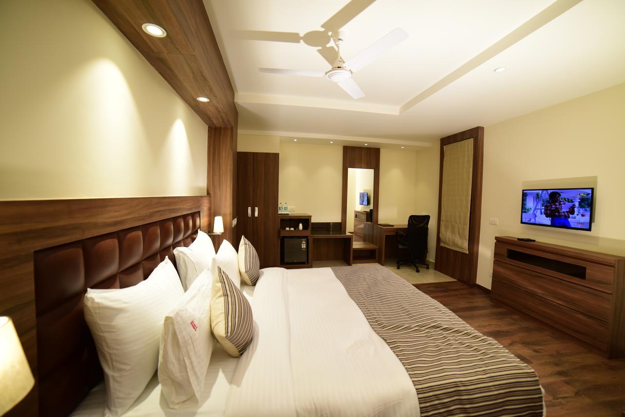 Hotel Amber Rudrapur Luaran gambar