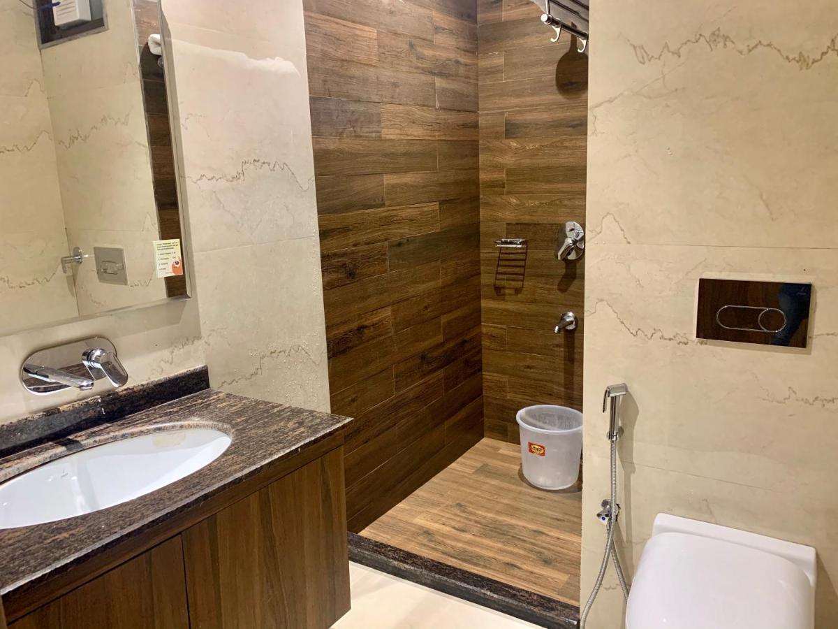 Hotel Amber Rudrapur Luaran gambar